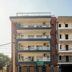 Hotel The Palms I Near Medanta Medicity I Sec-38, Gurgaon